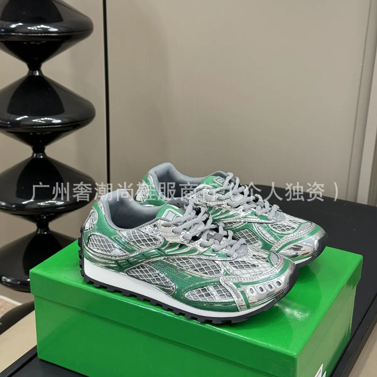 European station 2024 autumn new Wang Yibo with mesh stitching fashion casual Joker color matching sneaker