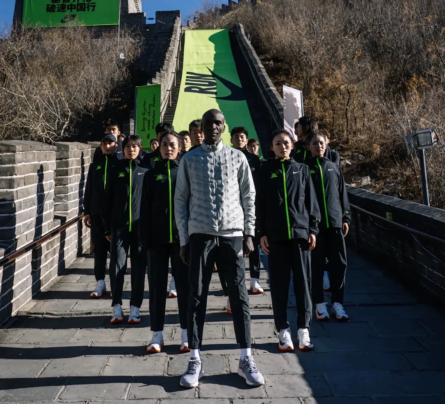 Nike/耐克 男子冬季运动跑步训练防风保暖拒水羽绒服 FB7557-084