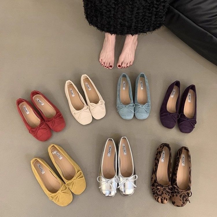 Retro Ballet Shoes, Fairy-Style, Paired with Skirts, French-Style Flat-Soled Shallow-Mouthed Suede Shoes for Women, 2026 Spring and Autum New Style
