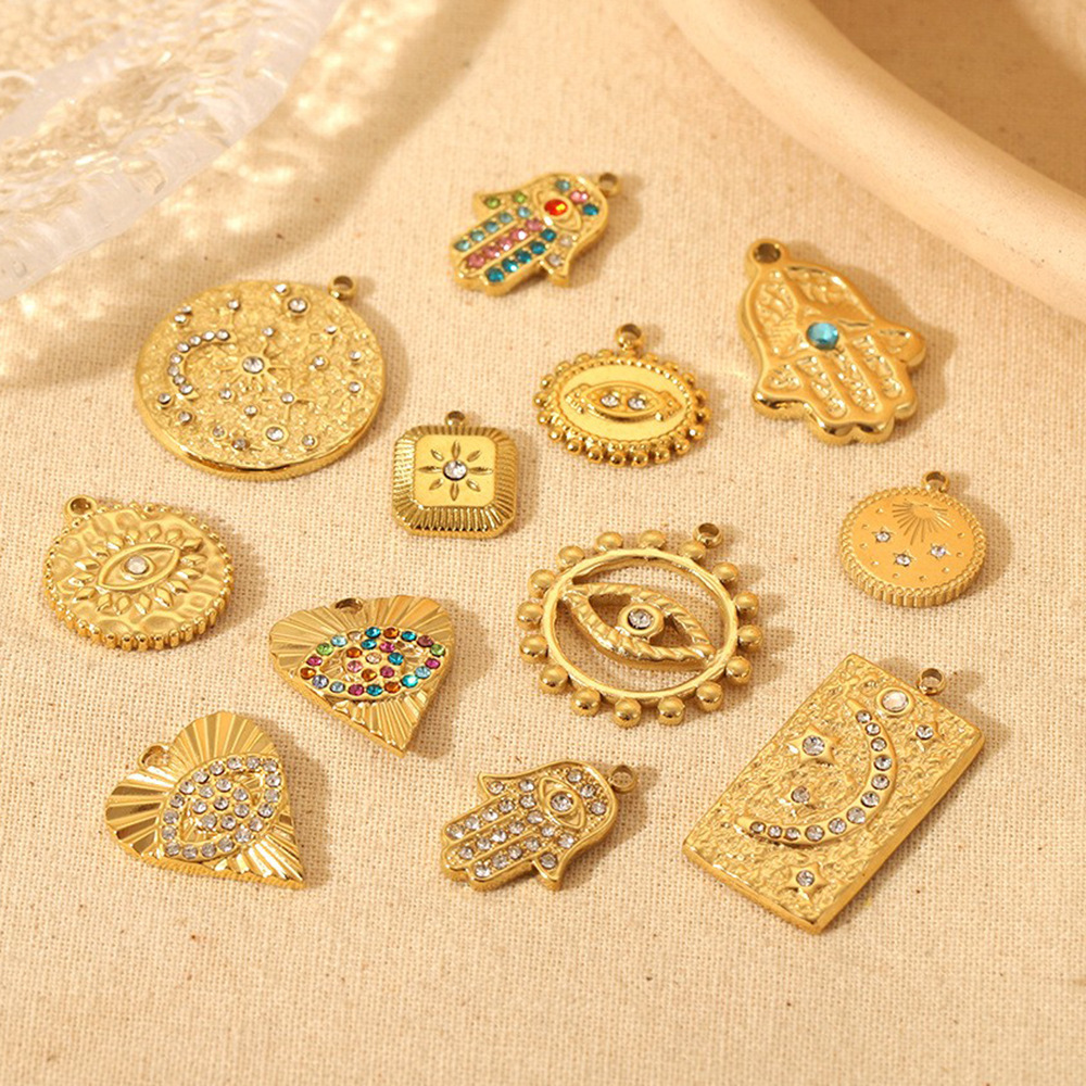 Cross-Border Zircon Devil's Eye Palm Stainless Steel Pendant Plated with 18K Gold Waterproof Niche DIY Jewelry Accessories