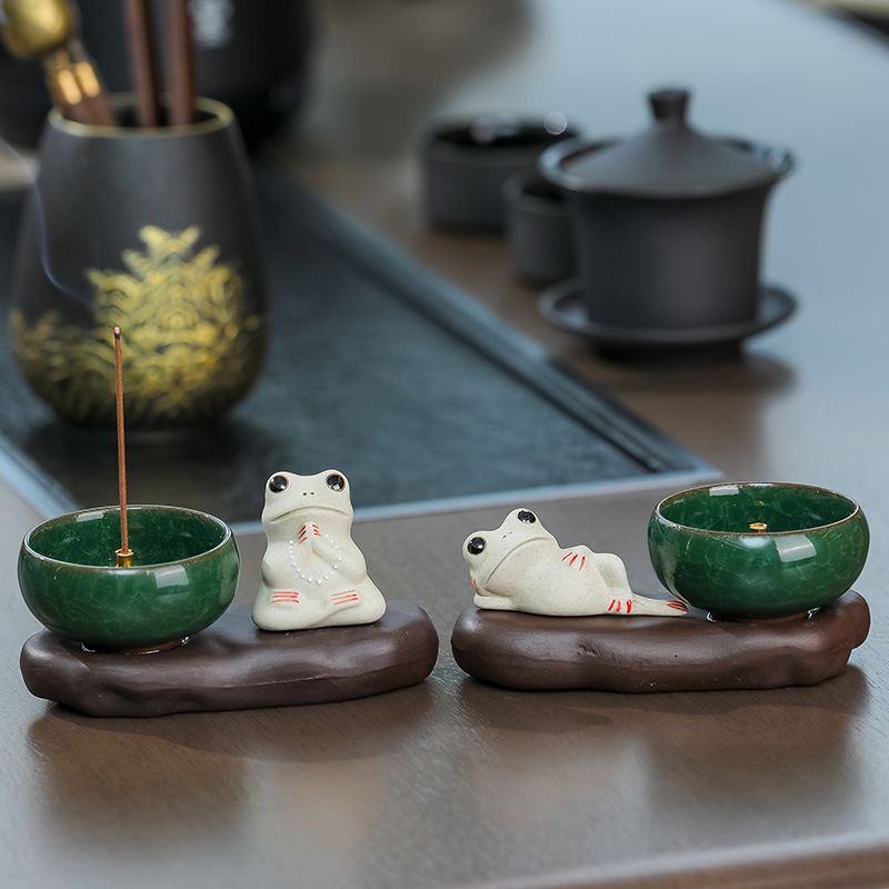 Frog Tea Pet Ceramic Incense Burner Ornament Indoor Deodorizer Coil Incense Stick Incense Holder Sandalwood Agarwood Blue and White Porcelain