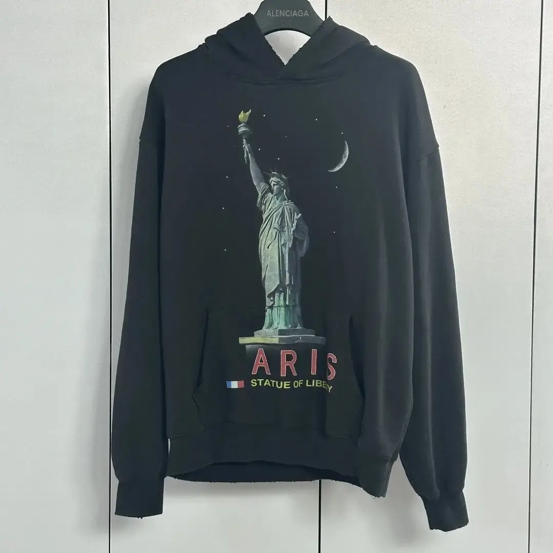 Hoodie with loose loop inside OS style hoodie