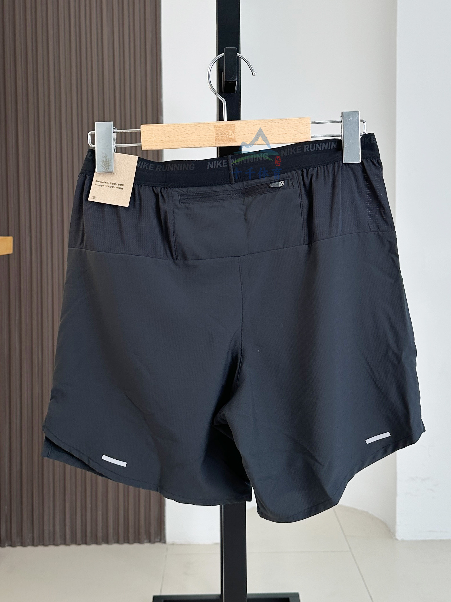25 New Models of Nike Men's Quick-Drying Running Sports Fitness Breathable Training Woven Comfortable Shorts Dm4742