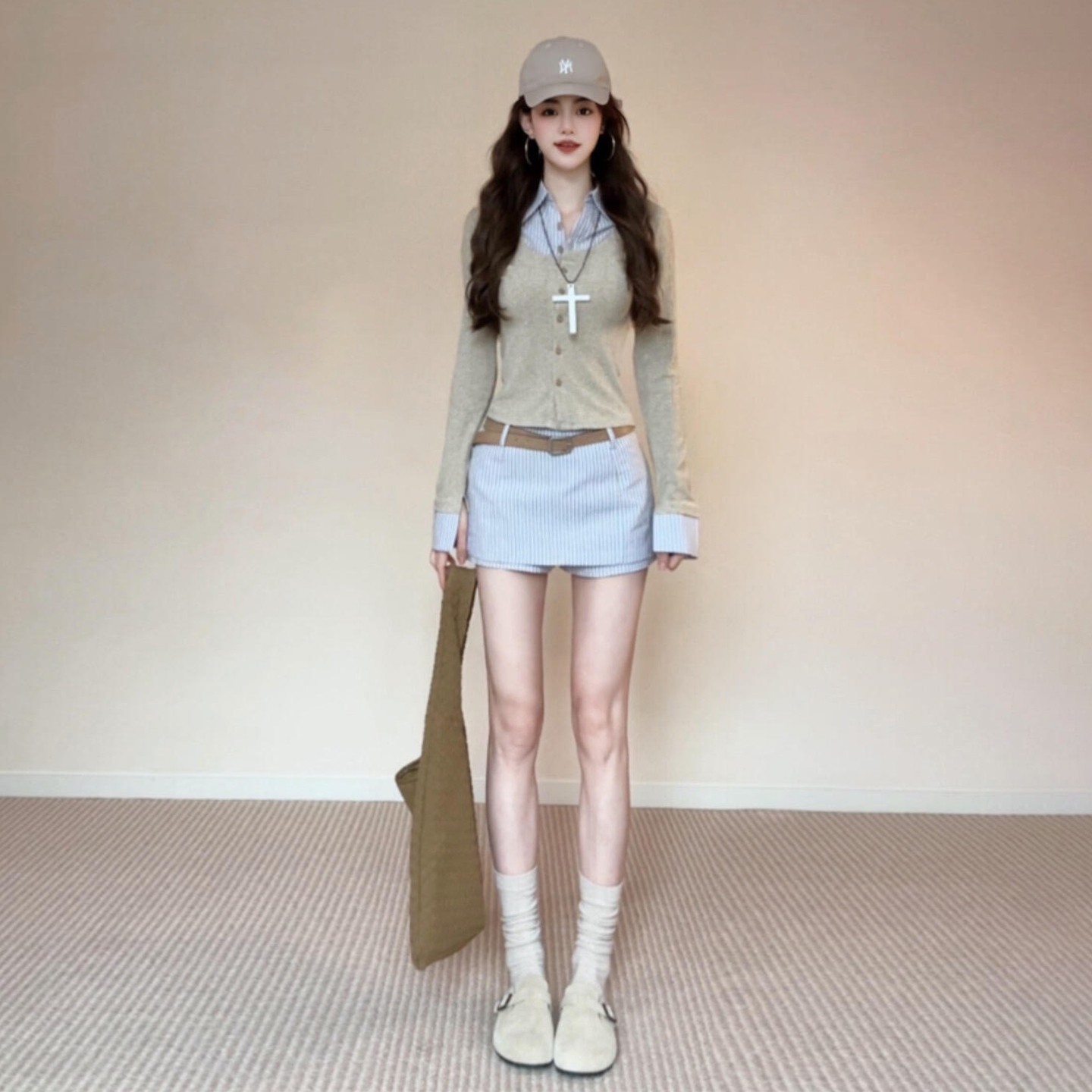 Korean-Style Super Stylish Outfit, a Complete Set of 2026 New Fake Two-Piece Shirt Dress for Women, Early Spring Short Skirt Set
