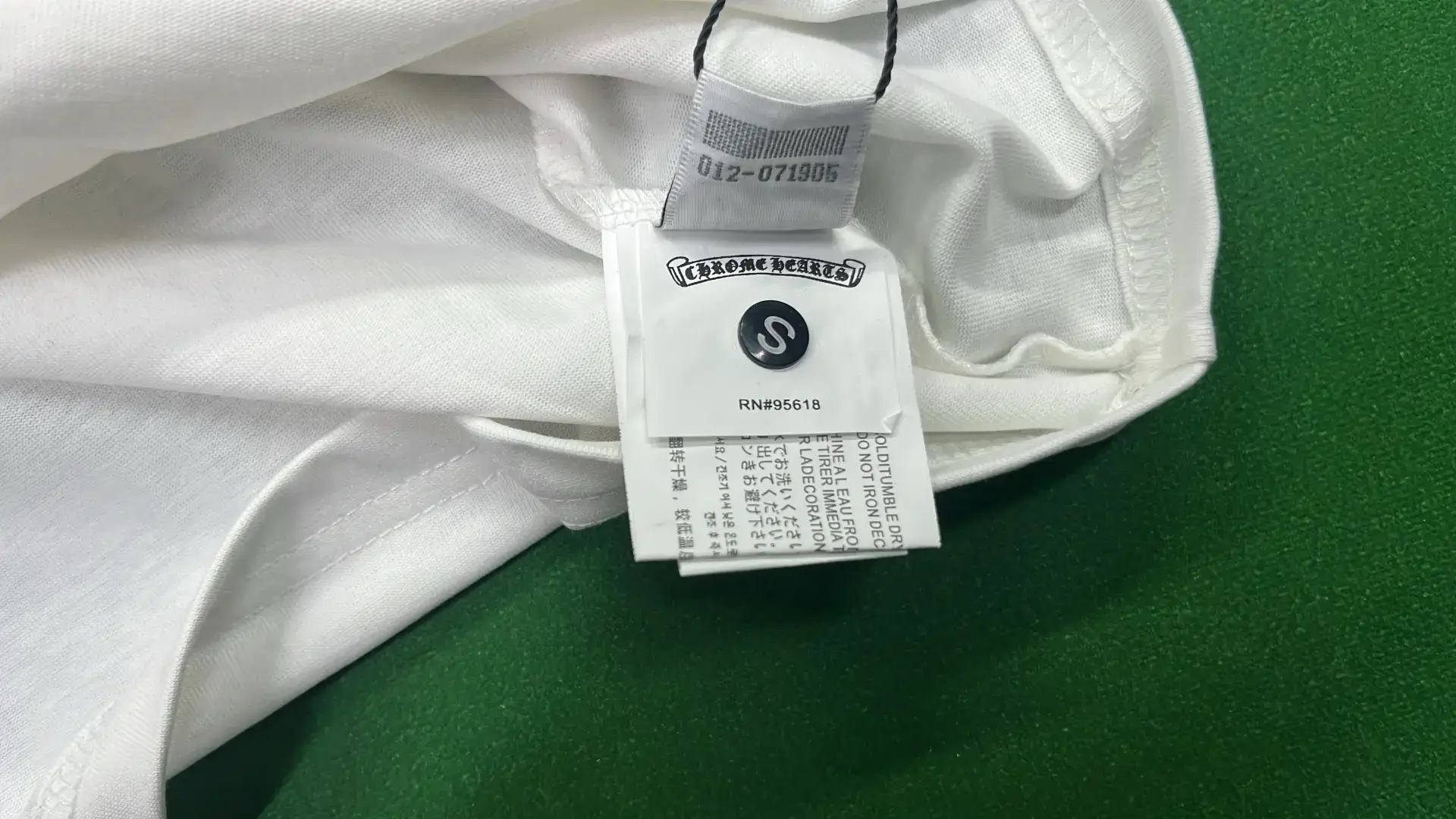 23SS Correct Chrome Hearts Classic Scroll Letter Color Cross Group Flower Arm Short Sleeve T-Shirt