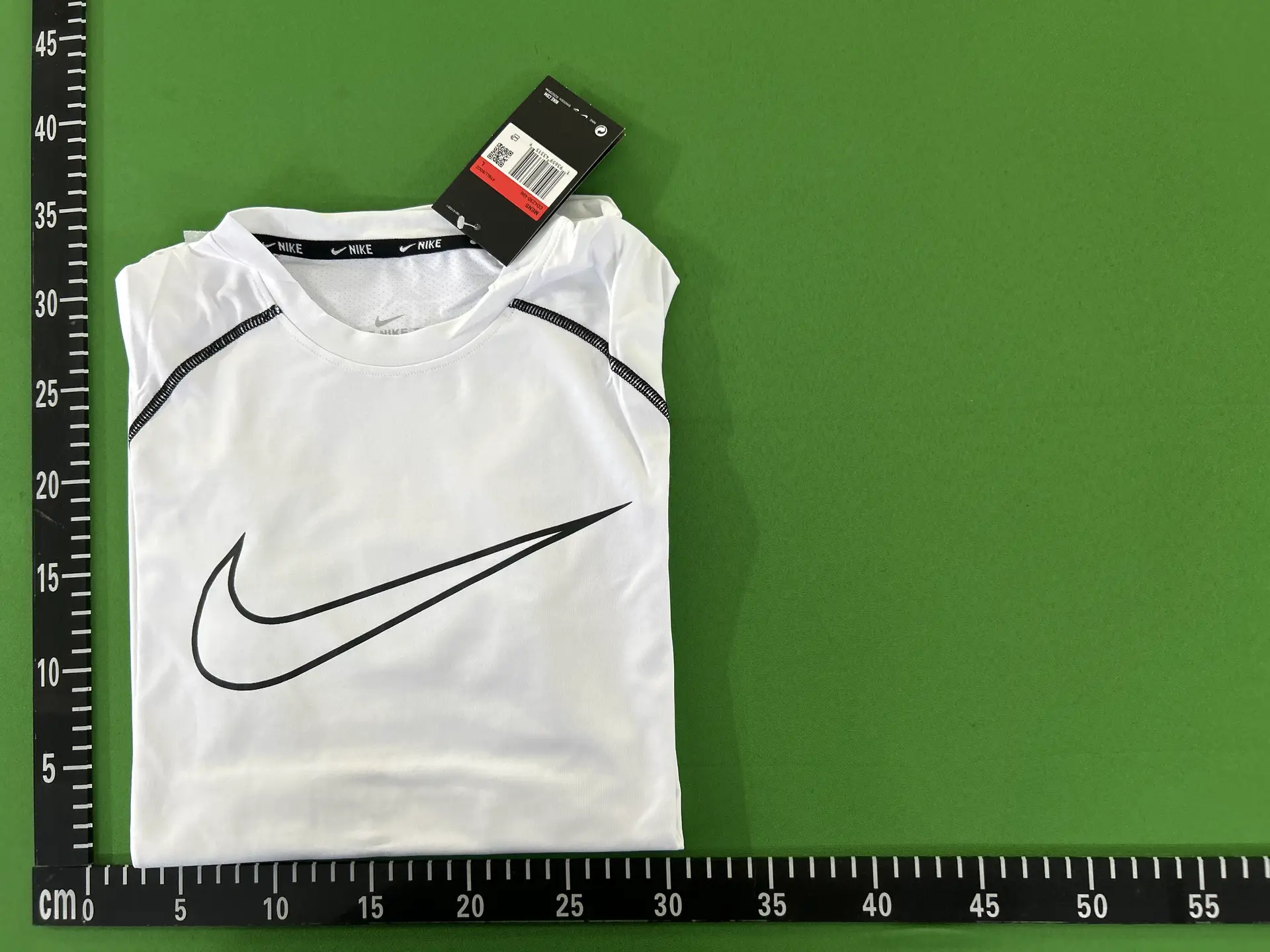 Nike Sportswear Swoosh T-Shirt White