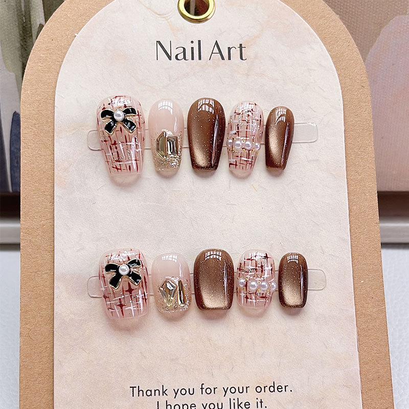 Pure Handmade Autumn and Winter New Arrival Armor Cat's Eye Elegant Brown Chanel Style Nail Art Factory Straight Hair Minimalist Armor