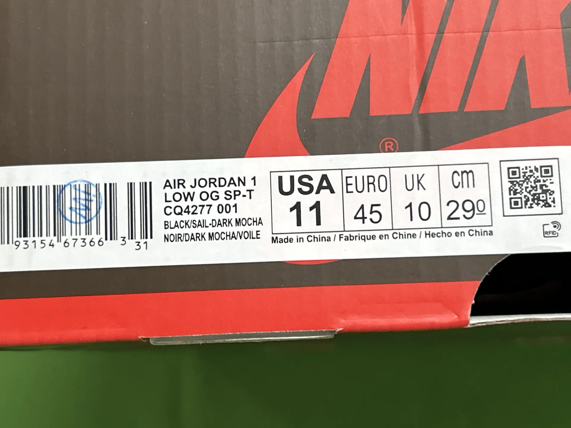 Air Jordan 1 Low OG SP Travis Scott CQ4277 001 Black Sail Dark Mocha