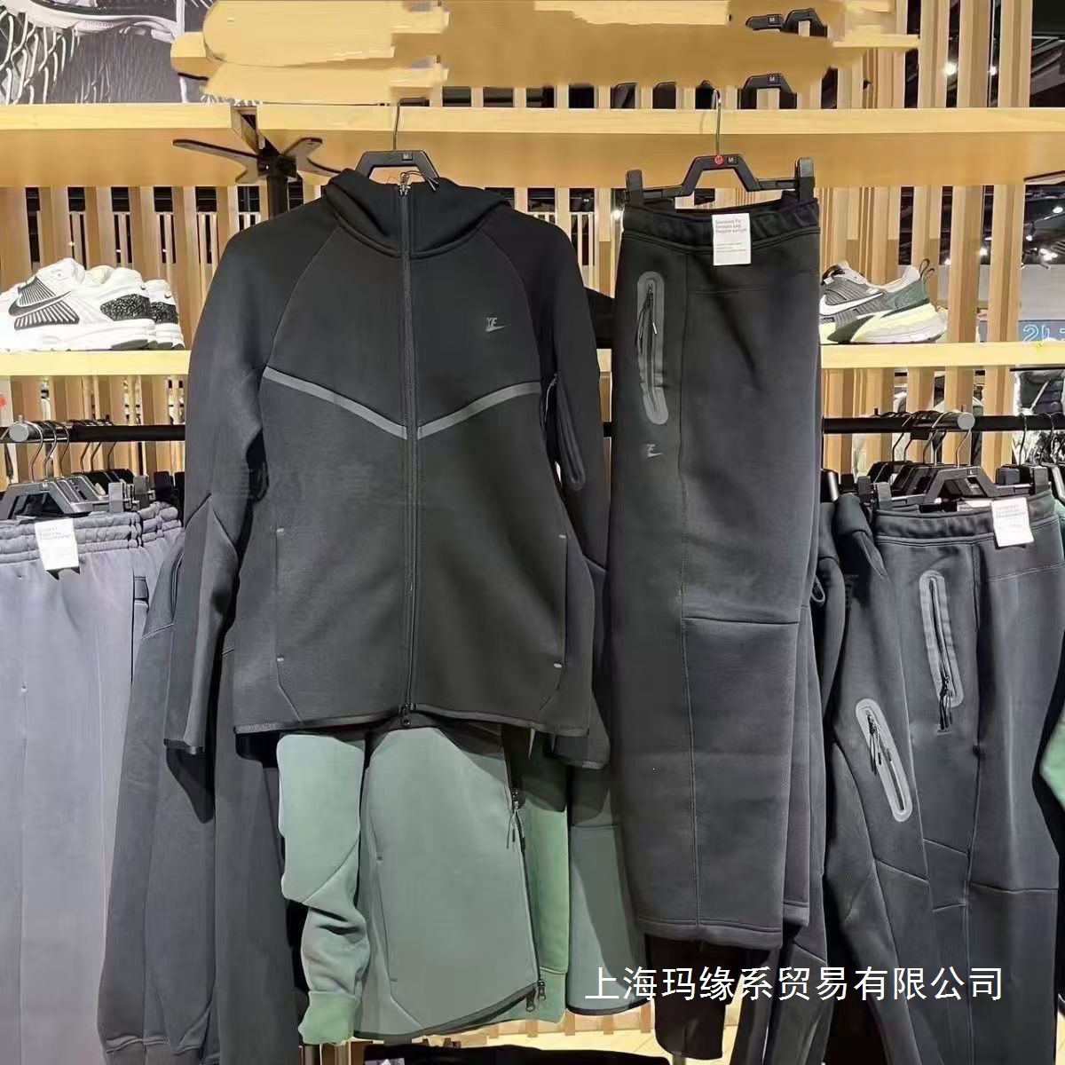 Nike Tech Fleece QC photo from 1688 on Qualit.ly
