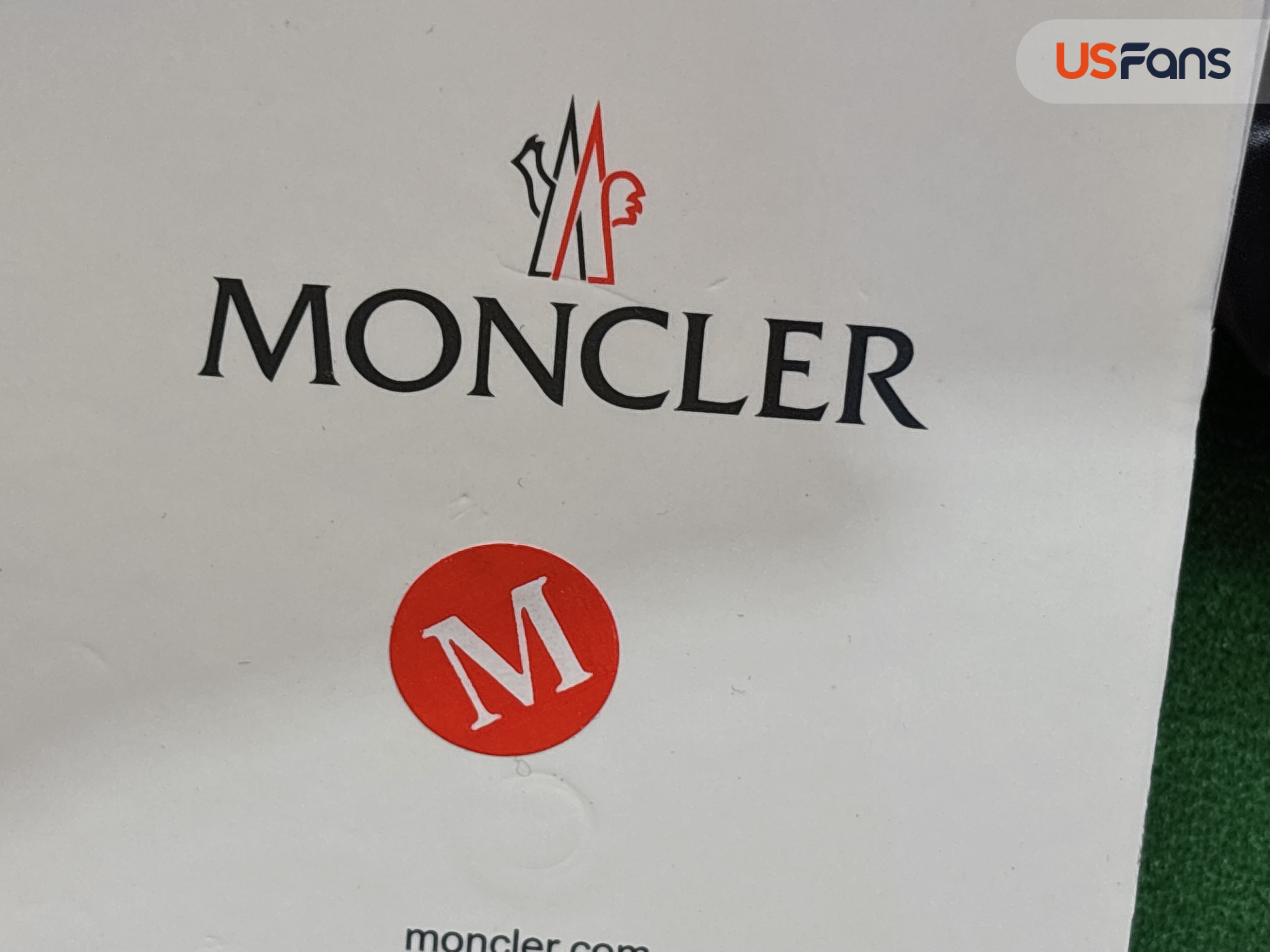 Moncler Men's and Women's Classic Glossy Cotton-padded Vest QC
