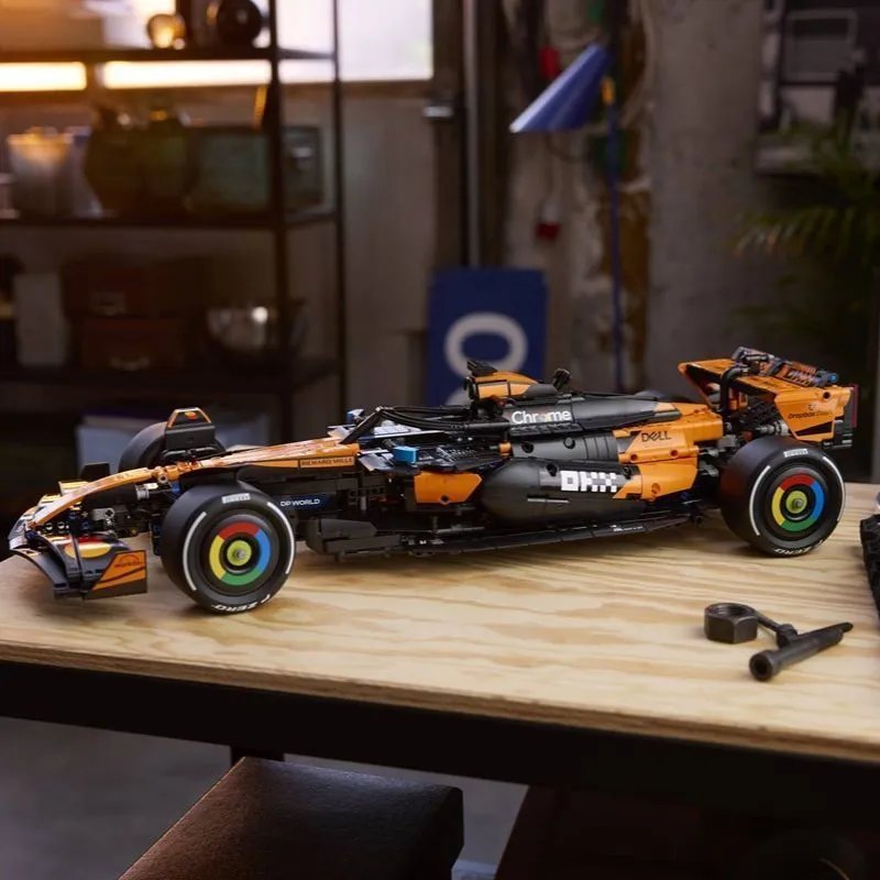 LEGO Technic McLaren Formula 1 Race Car