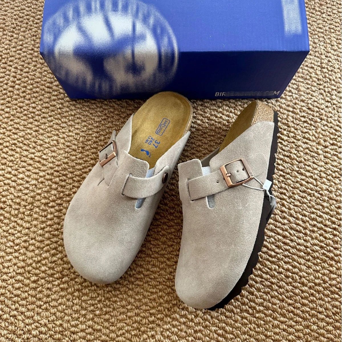 BIRKENSTOCK Clogs