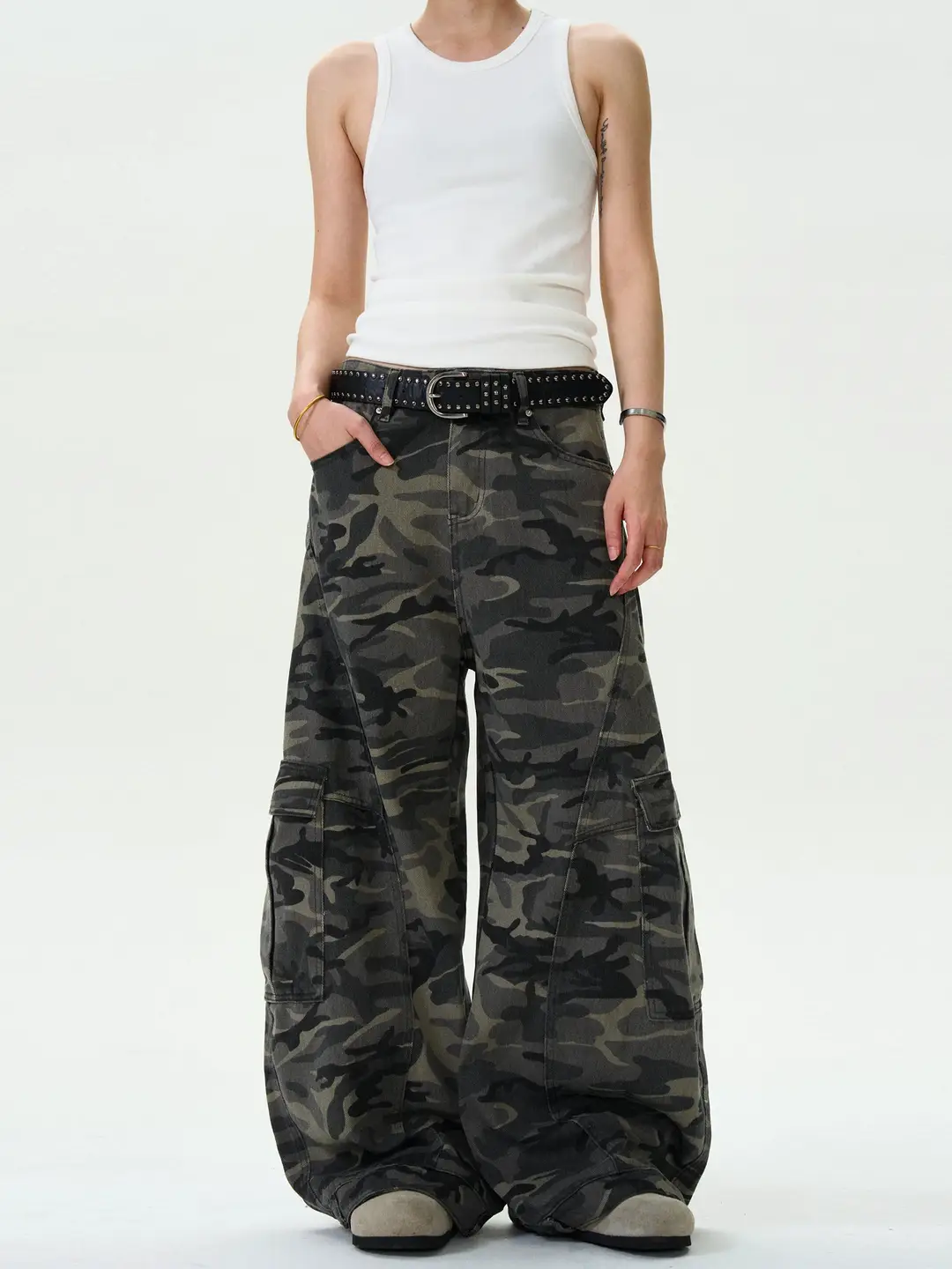 Madwitch American Retro Camouflage Scimitar Jeans Men's Loose Silhouette Reverse Wear Design Distressed Cargo Pants