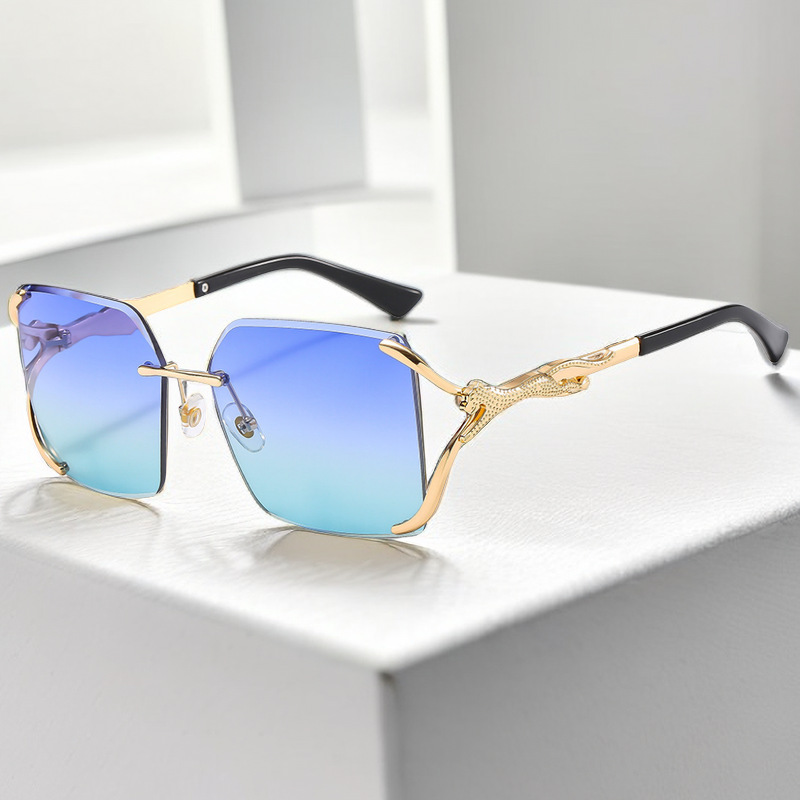 New fashion square metal frameless trimming European and American catwalk light luxury sunglasses ins Internet celebrity same style sunglasses fashion