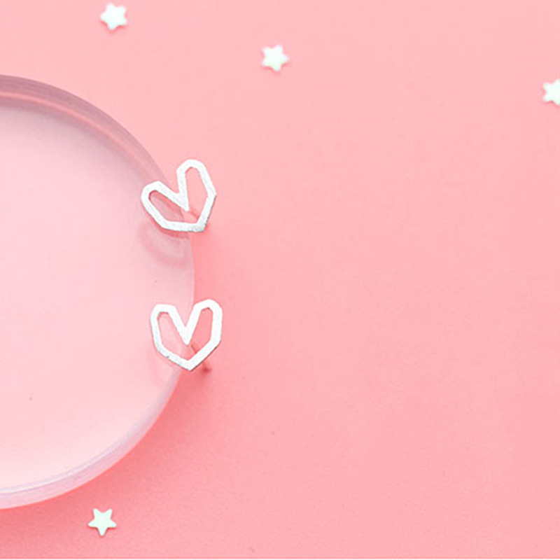 Runxin Hollow Heart-shaped Earrings Women's Japanese and Korean Style Simple Style All-match Student Earrings Silver Plated Mini Gloss Love Earrings