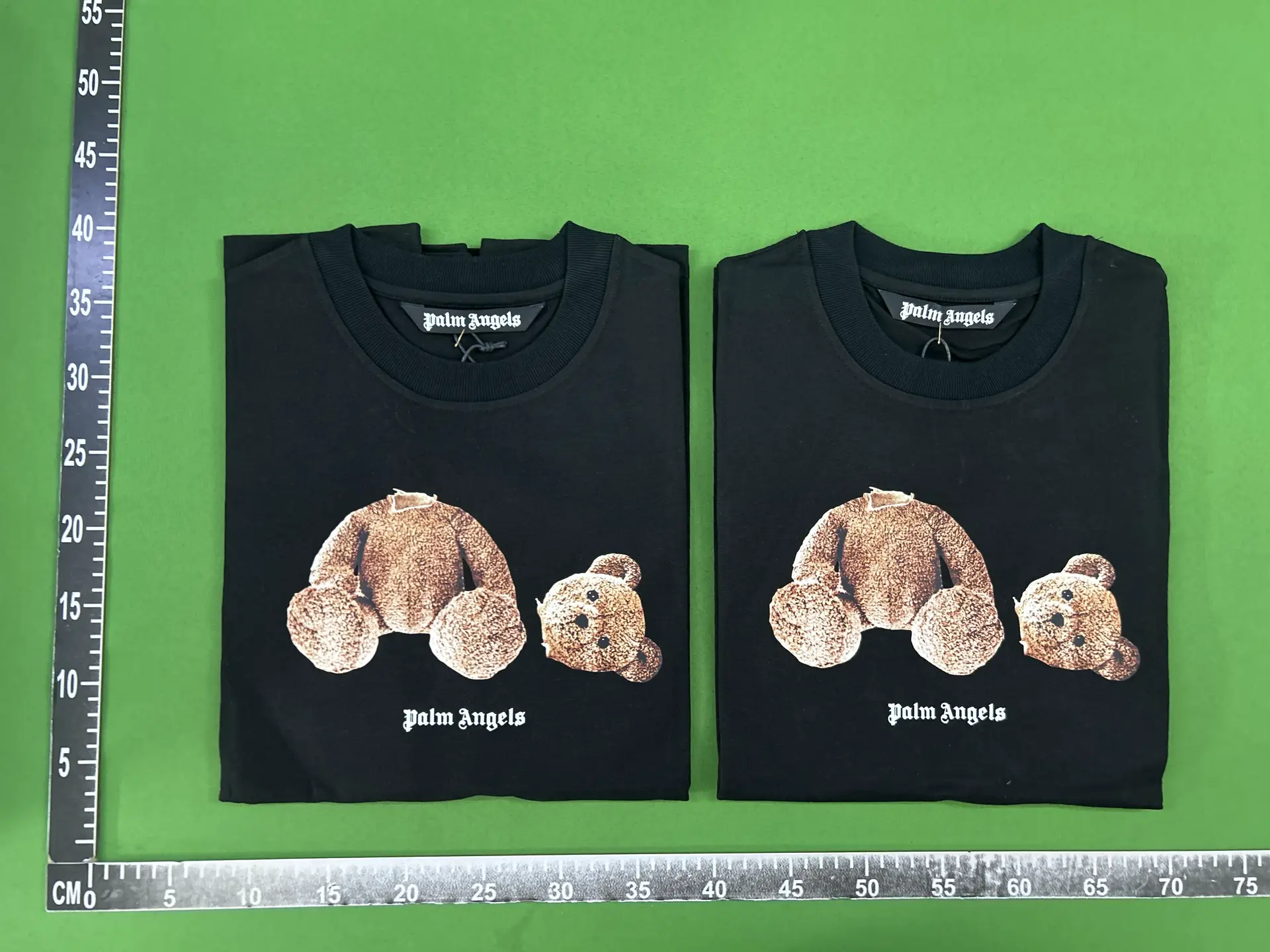 CorrecT Version Trendy Brand High STreeT Break Bear ShorT-sleeved Teddy Bear Shark Casual Loose T-shirT for Men and Women Couples