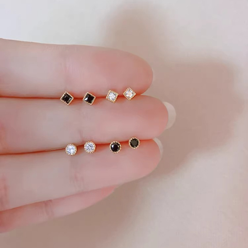Black Square Small Zircon Earrings Simple Temperament Sleep Free Mini Small Earrings 2024 New Wholesale