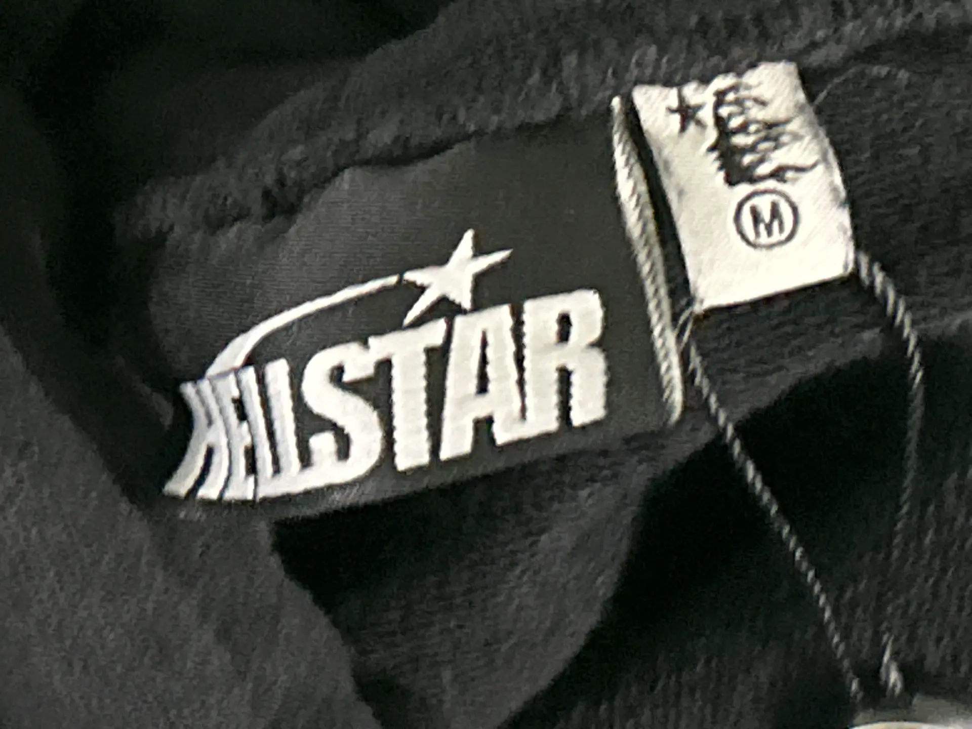 Realistic shooting of Hell's Star, Beauty, Trendy High Street, doing old laundry, letter pattern printing, men's and women's retro foreign trade hooded sweatshirt