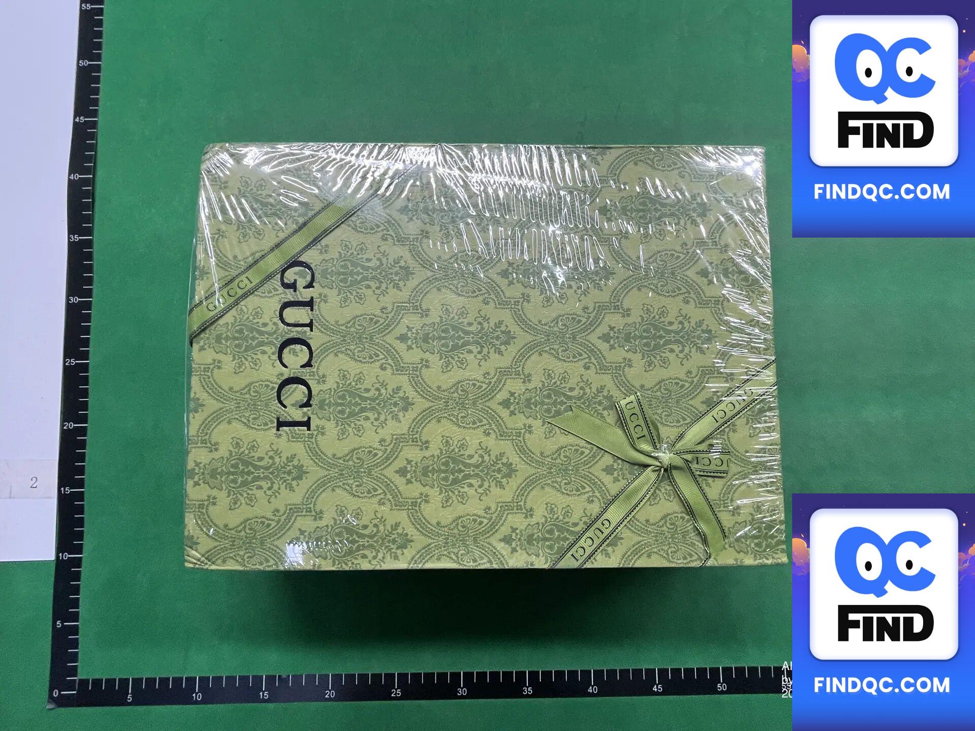 Gucci Men's Crossbody Bag GG Supreme Canvas Black — QC-foto 2