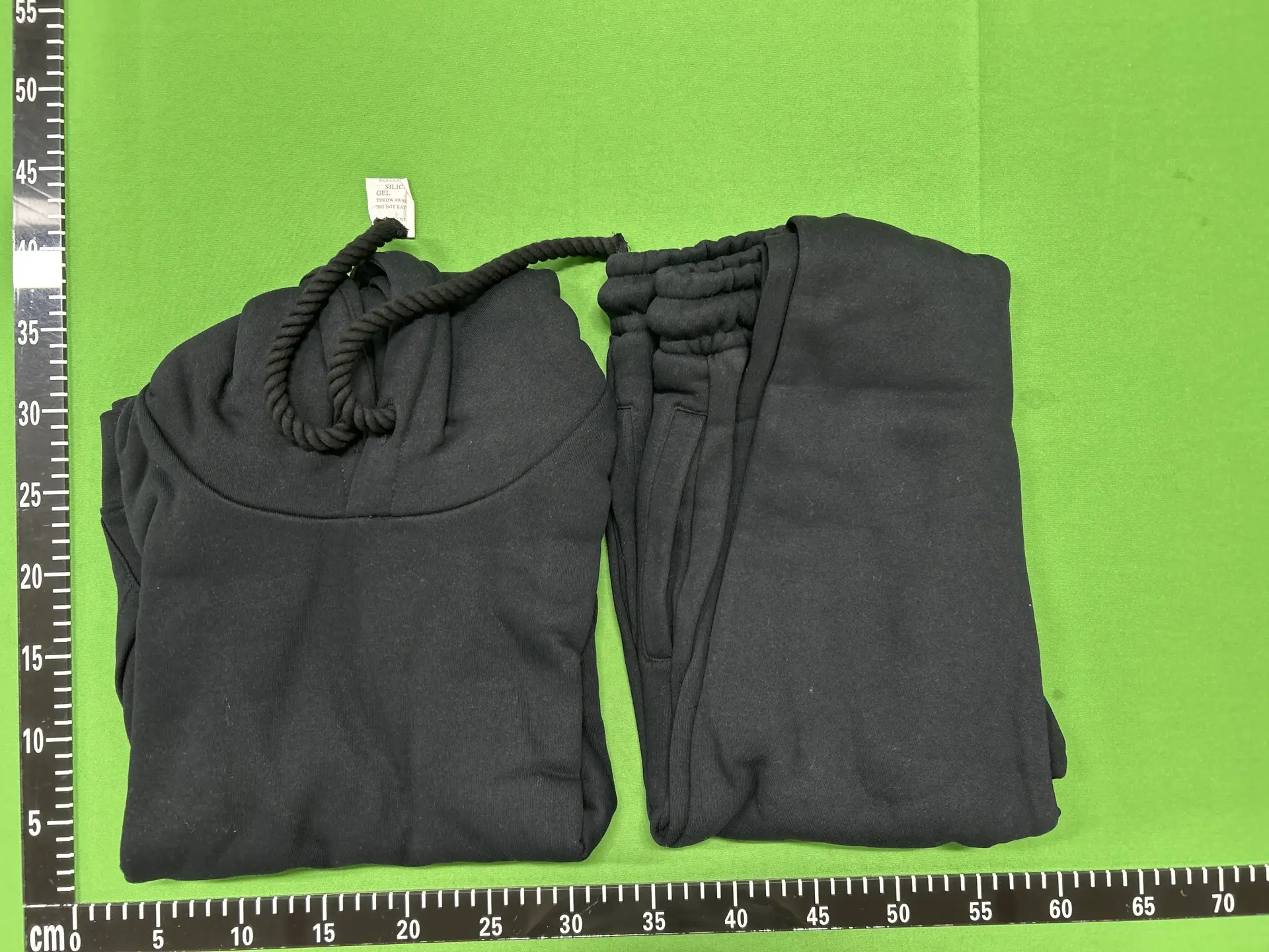 Synaworld Black Hoodie and Sweatpants Set