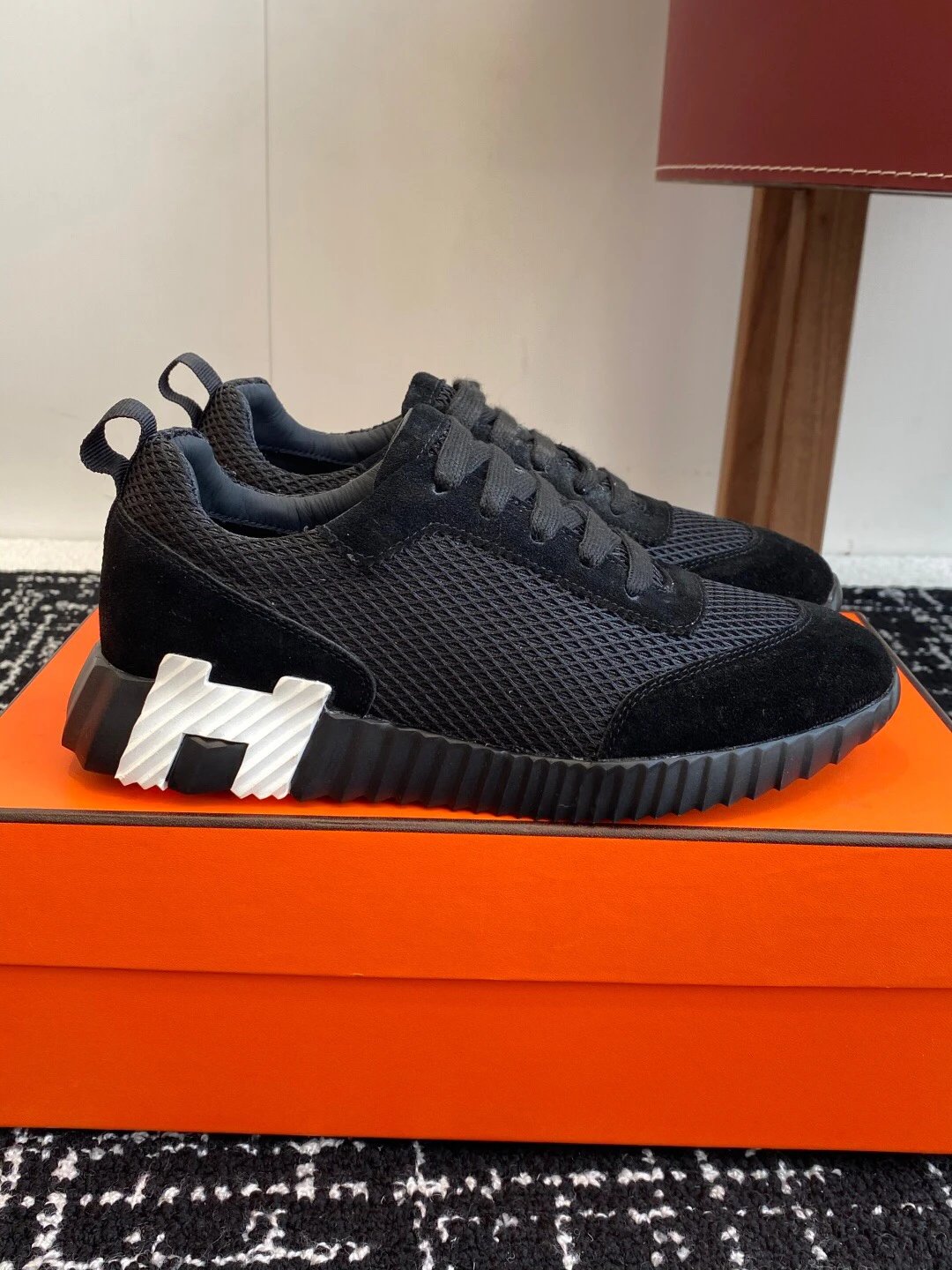 Hermes Paris sneakers
