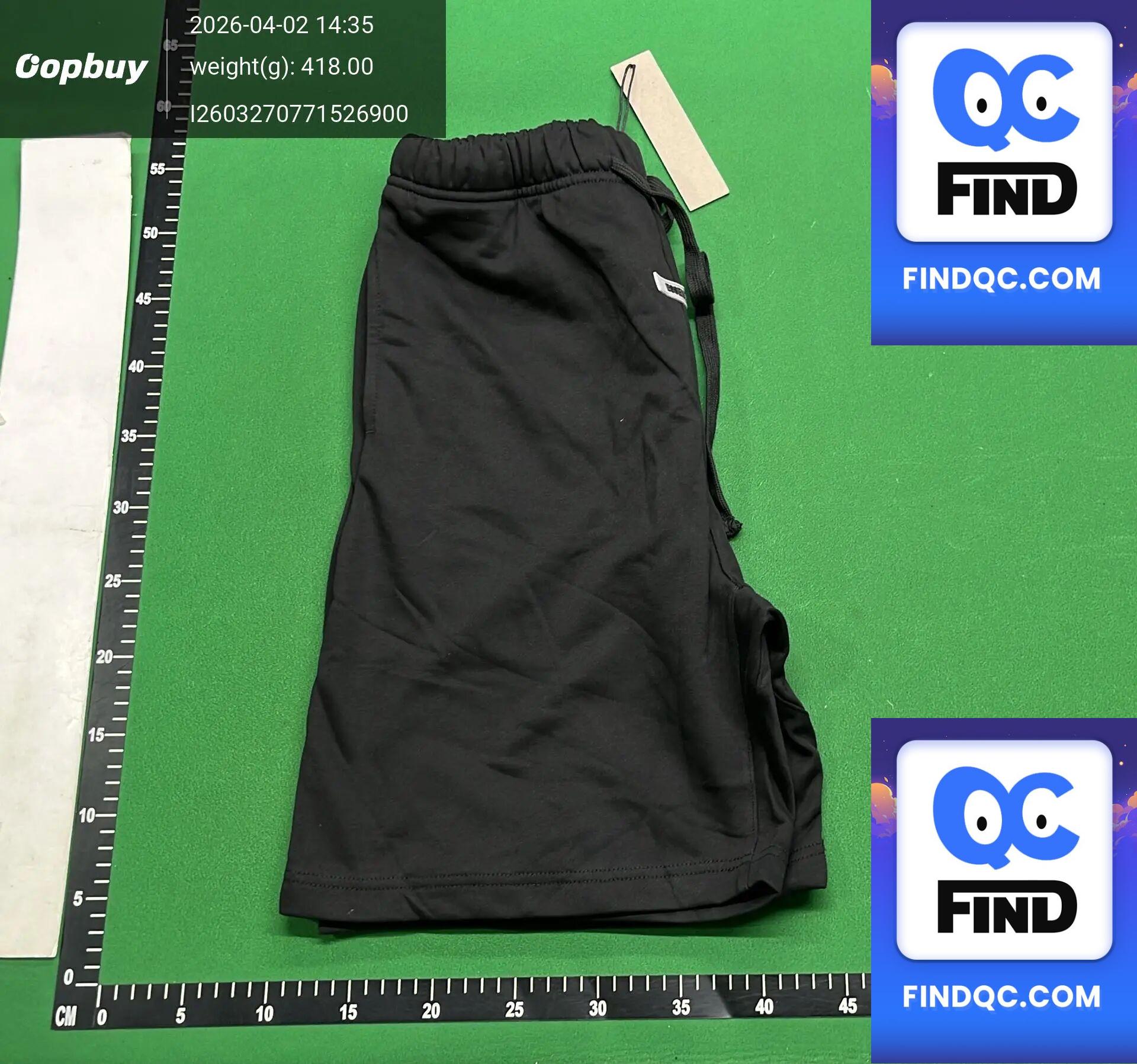 Essentials Fear of God Black Shorts — QC-foto 2