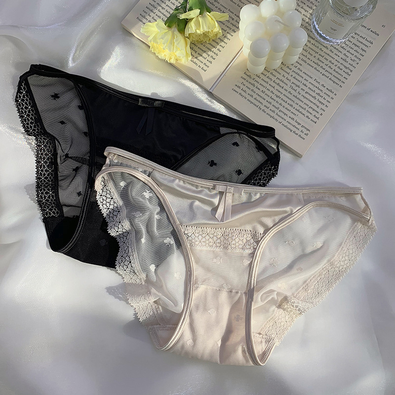 French Style Women's Lace Underwear Women's Sexy High Split Girl's Pure Sex Confusion Comfortable Satin Low Waist Briefs