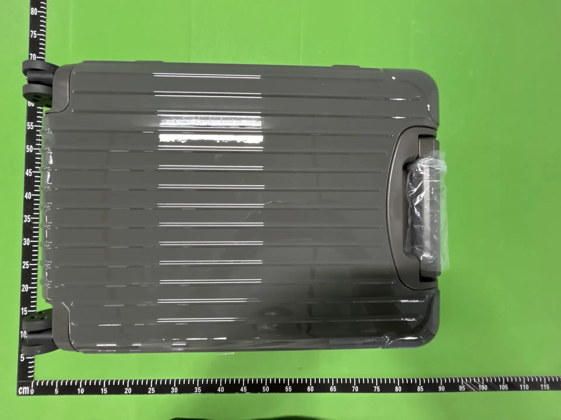 Rimowa Essential Trunk Plus Grey