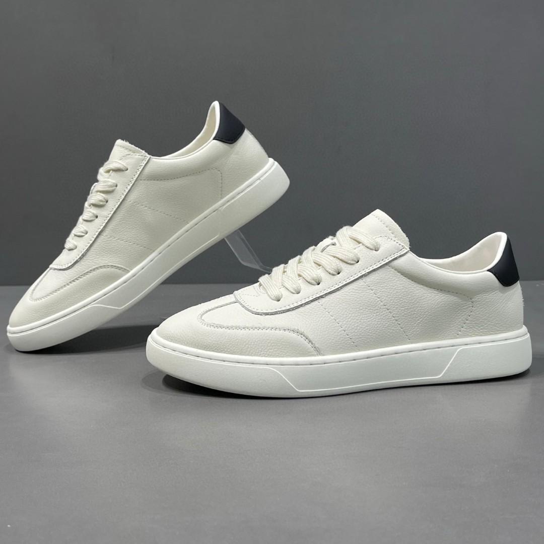 European Goods 2025 Summer New Flat Sneakers Fashionable Genuine Leather White Shoes Men's Flat Heels Versatile Sports and Leisure Sneakers