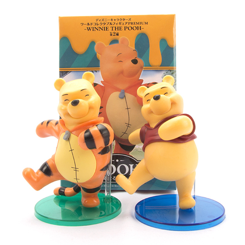 2 Winnie the Pooh Piggy Tigger Handmade Cute Cartoon Car Ornaments Boxed Doll Machine Doll