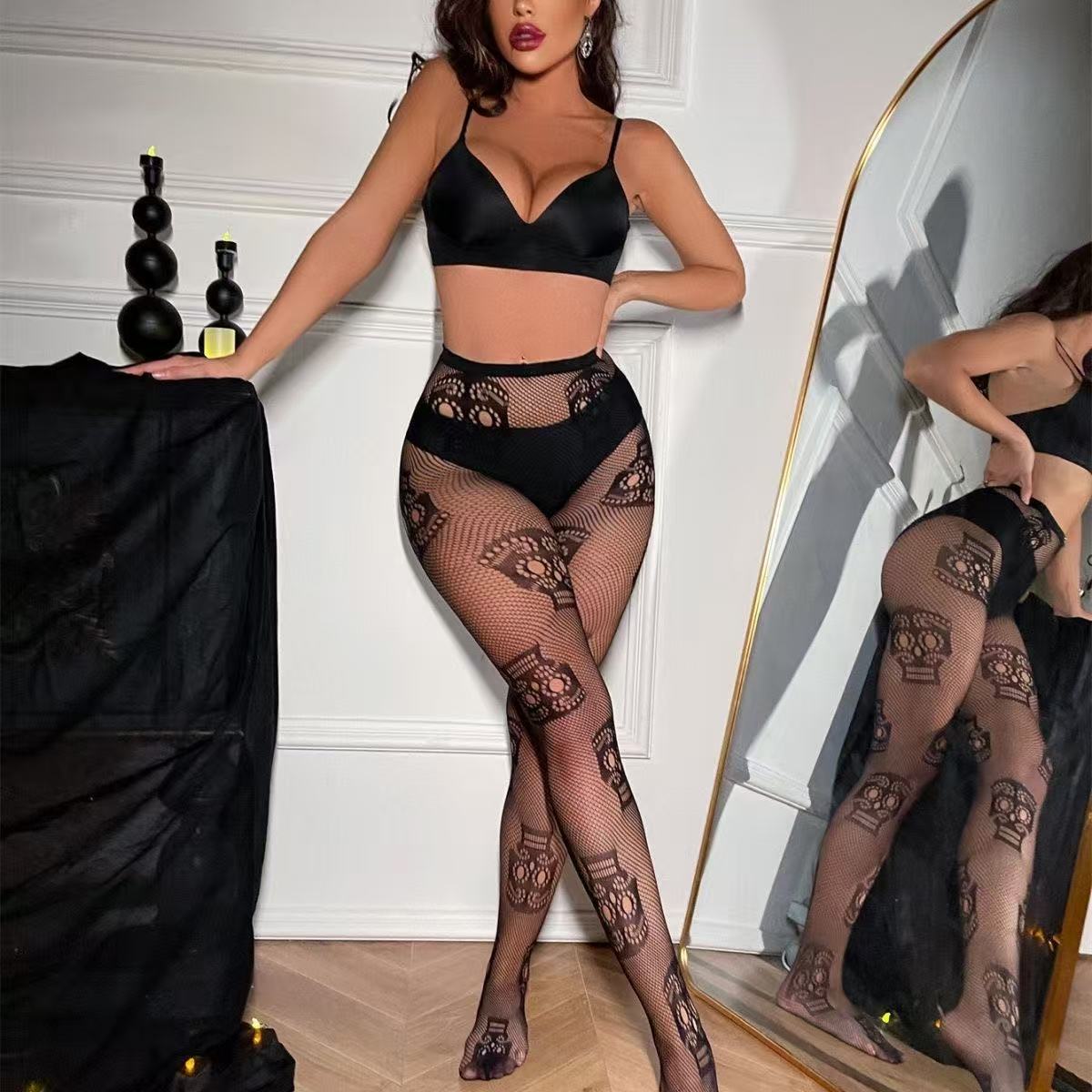 European and American Style Sexy Fishnet Stockings for Women, Full-Length with Skull Pattern, Thin Anti-Snag Design, Pure Desire Style Black Silk Pantyhose