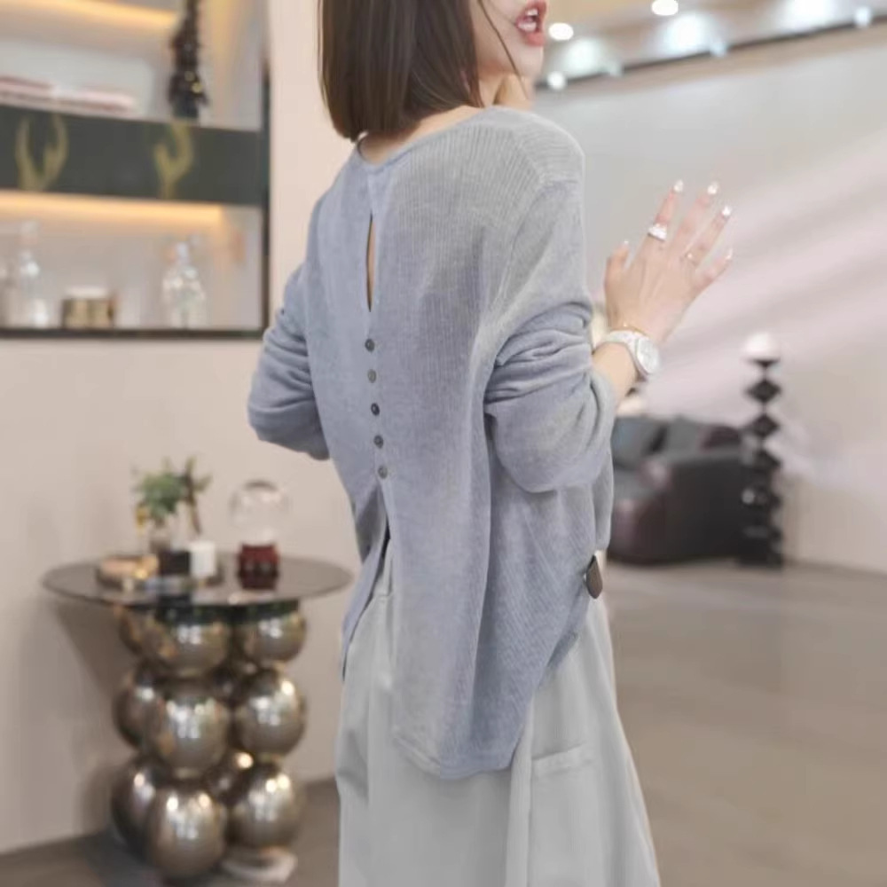 Summer Thin Air-Conditioning Mask Long-Sleeve T-Shirt, Loose Casual Base Shirt with Back Cutout and Buttoned Sun Protection Cover-Up for Women