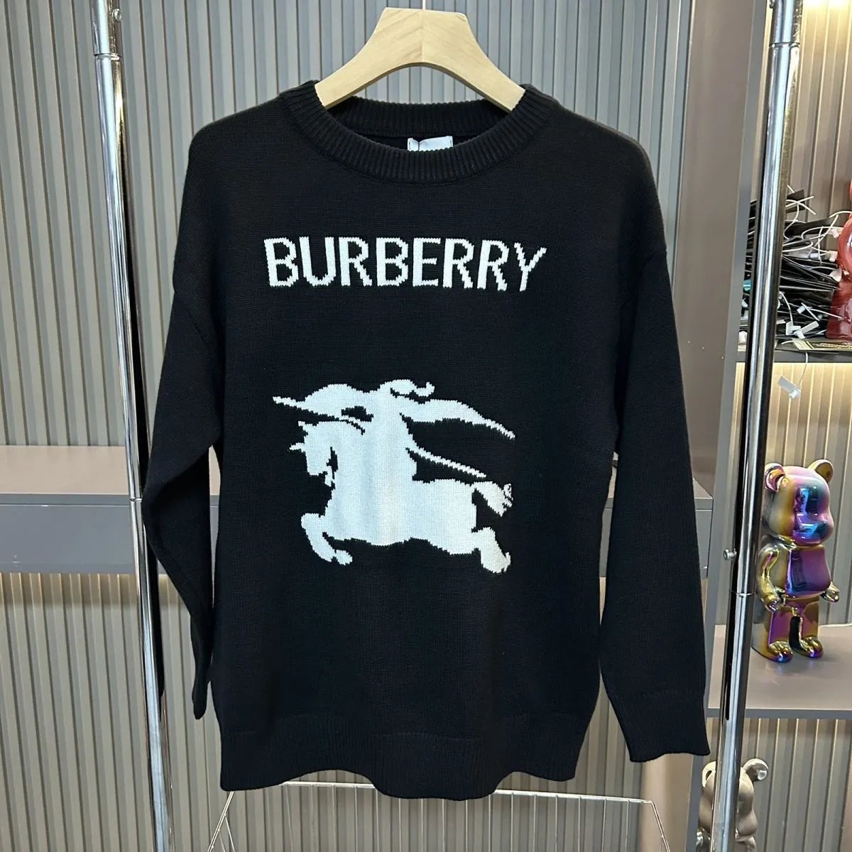 BURBERRY knit sweater