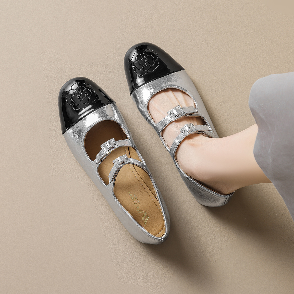Weimei Girl 883-3 French-Style Chanel-Inspired Mary Jane Shoes with a Single Strap, Shallow Cut, Color-Blocking, Flat Ballet Shoes