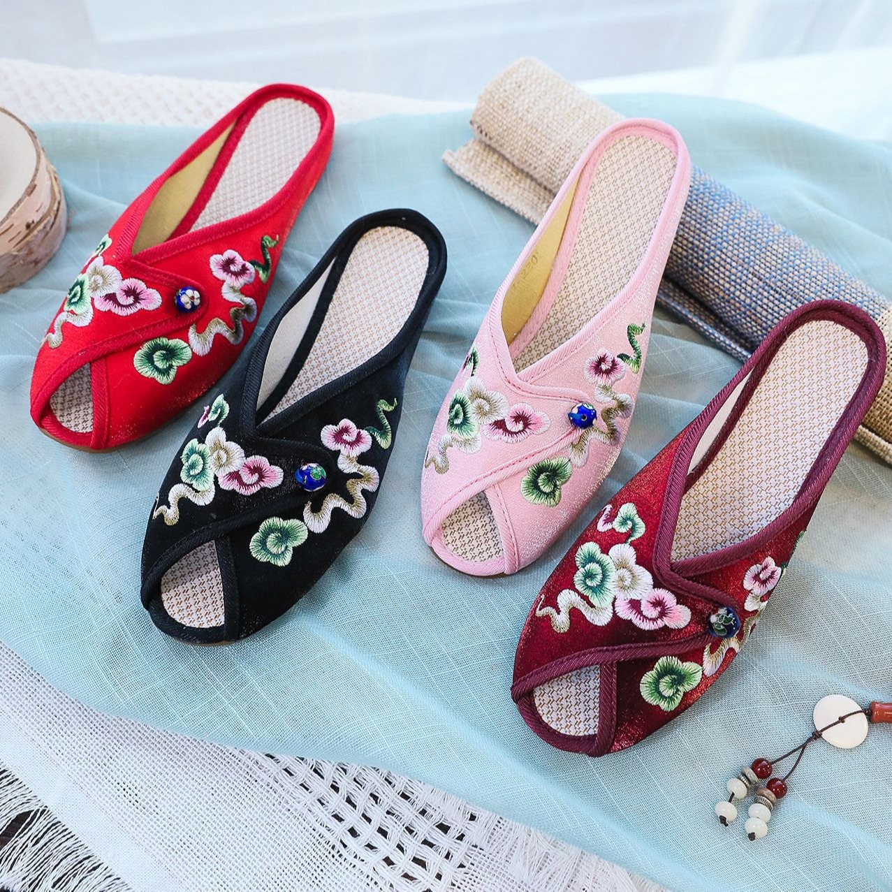 Slippers Embroidered Cloth Shoes Fabric Outer Wear Slippers Summer Sandals National Style Vintage Xiangyun Fishmouth Women's Shoes