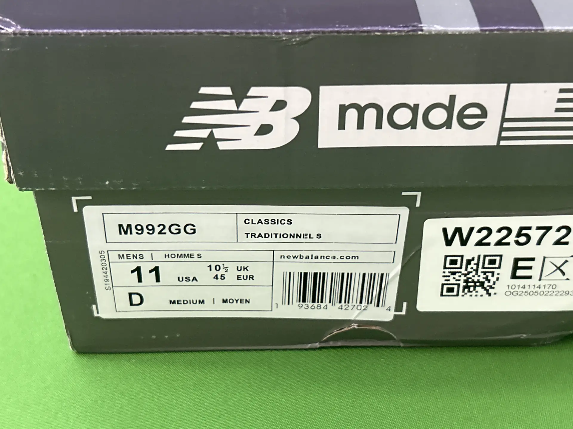 New Balance M992GG Classics