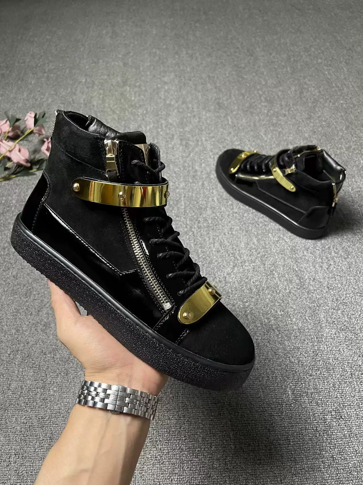 Autumn and Winter New High-Top Casual Shoes for Men, Genuine Leather, Fashionable and Versatile Martin Boots, Trendyy Metal Buckle Short Boots, Sneakers for Men