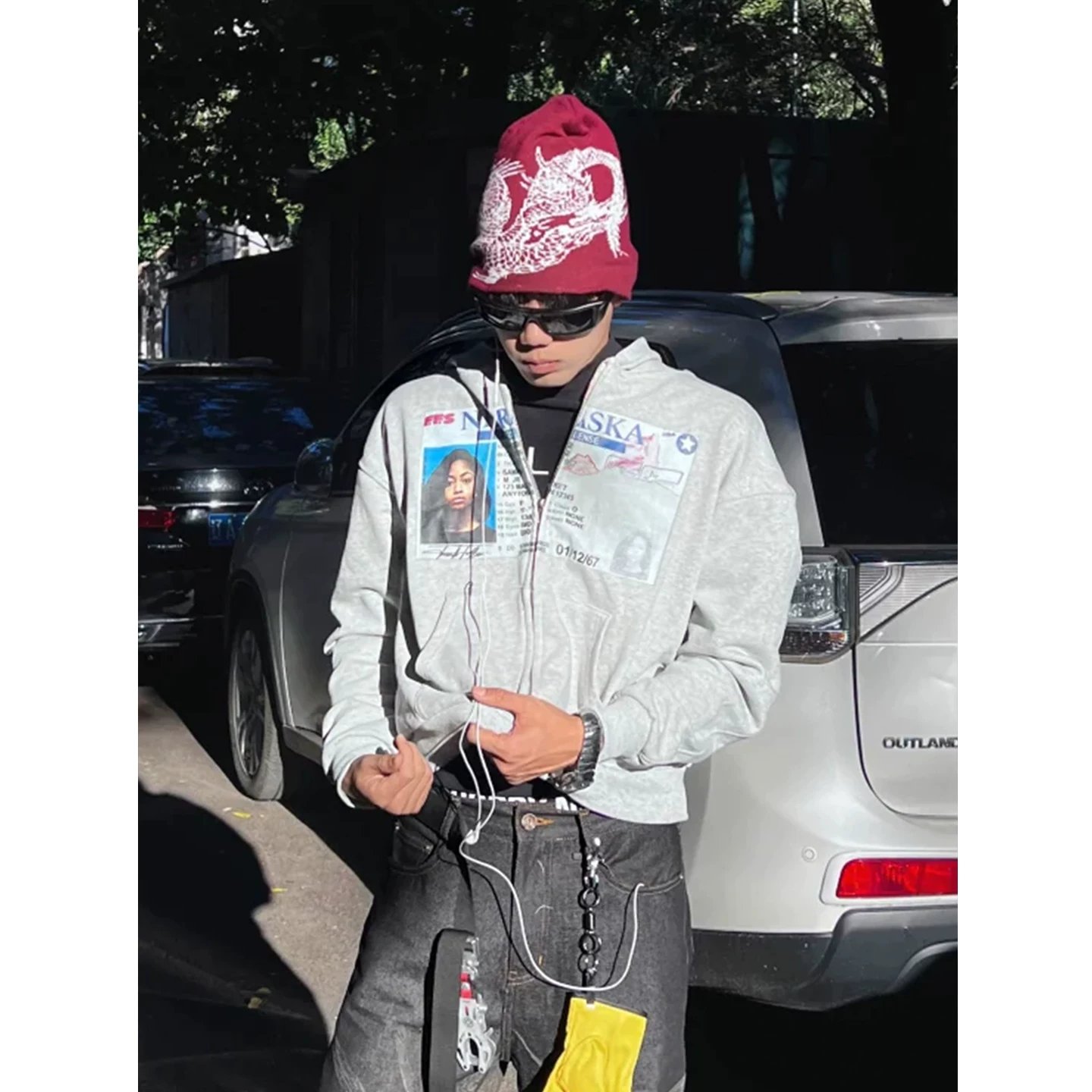 American portrait print hooded boxy sweatshirt cardigan for men and women, street style, loose and casual design, couple jacket