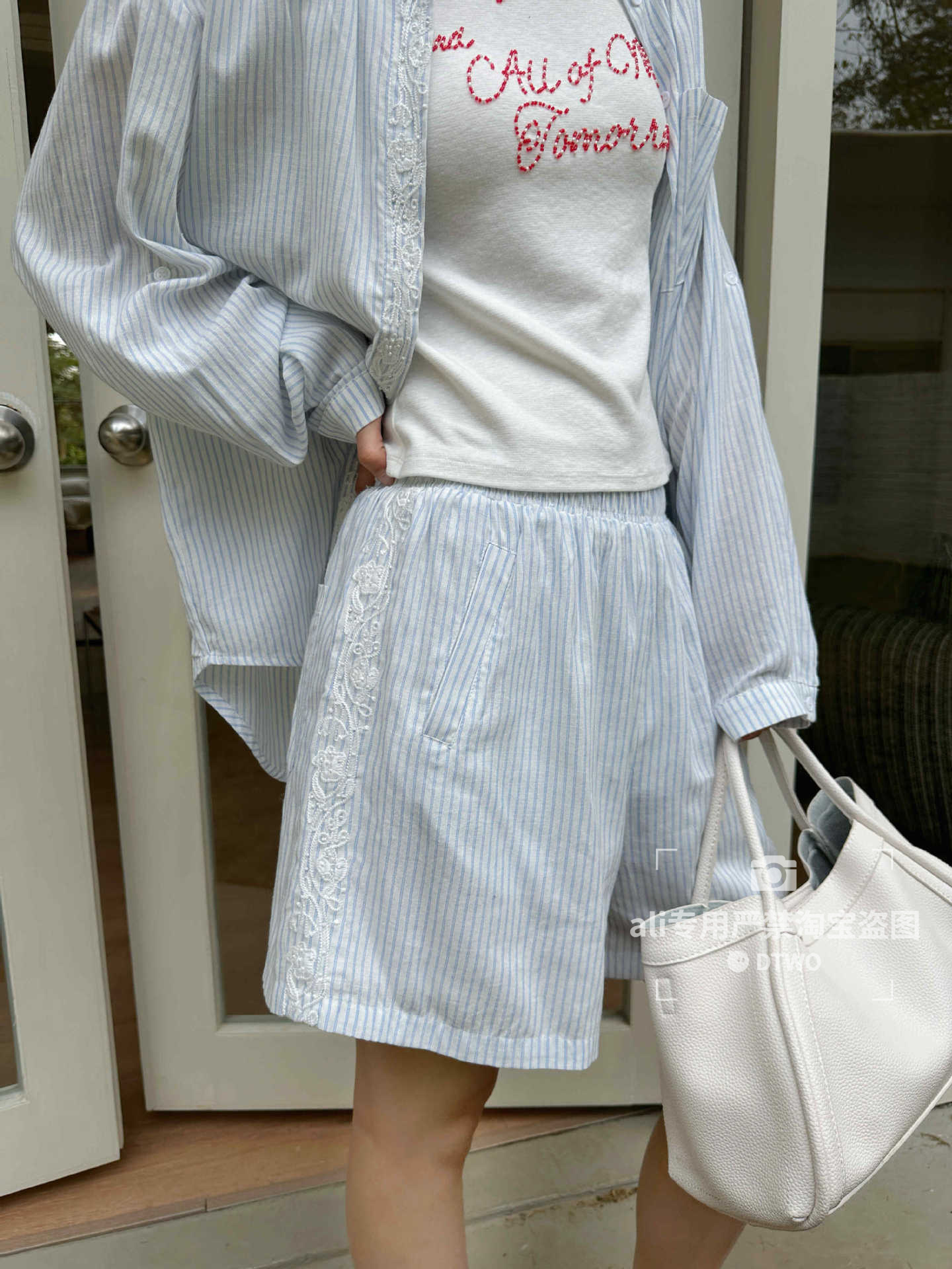 Dtwo Spring/Summer New Original Design Thirteen Lines Women's Wholesale Versatile Casual Striped Shorts 6105505