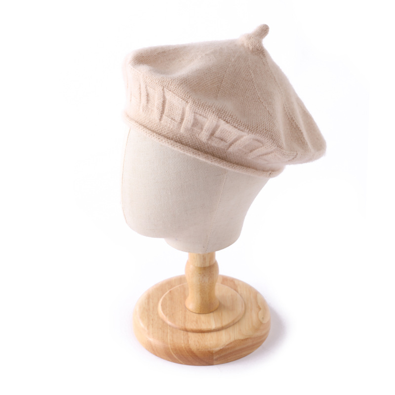 Autumn and winter 2024 new outdoor cashmere knitted beret original top fashion wool cap solid color soft waxy Joker