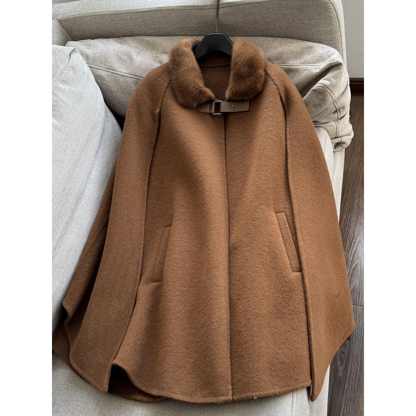 2026 Mink Fur Collar Cape-Style Coat, Elegant Double-Sided Wool Coat, Woolen Outerwear Wholesale B3Ad61156