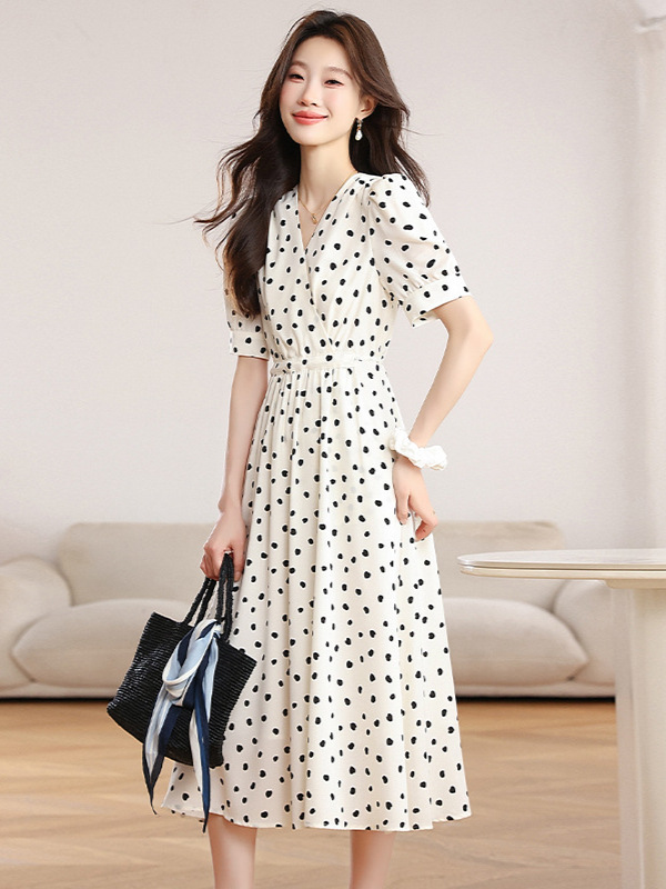 Polka Dot Dress 2026 Summer Hot Style Waist-Cinching Slimming V-Neck Elegant Short-Sleeve Fairy Dress Printed Sweet Long Dress