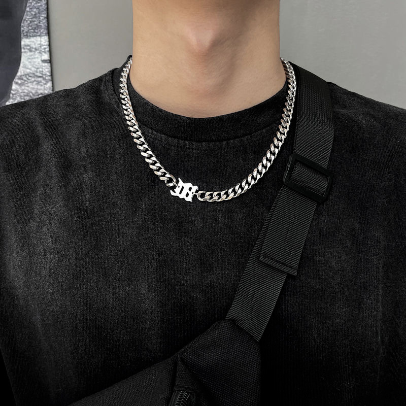 Hip-Hop Personalized Design Letter Titanium Steel Clavicle Chain Wholesale European and American Style Cuban Necklace Simple Minimalist Style Neck Accessory