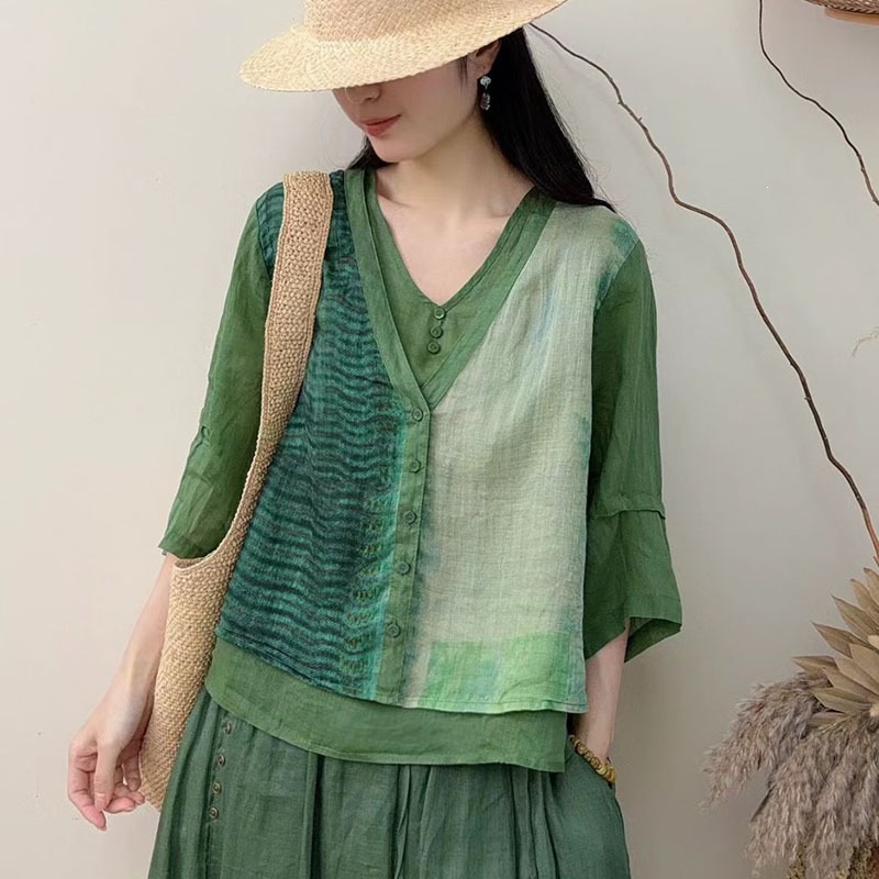 2026 Summer New Style Ramie T-Shirt with Artistic Retro Print, V-Neck, Faux Two-Piece, Loose Fit, Slimming Casual Top for Women