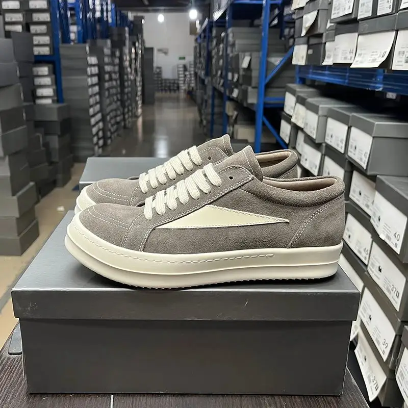 Low-Top Shoes for Men with Infringement Main Line New Spring, Autumn and Summer Thick-Soled Cowhide Dark Ro Black and White Casual Sneakers for Women