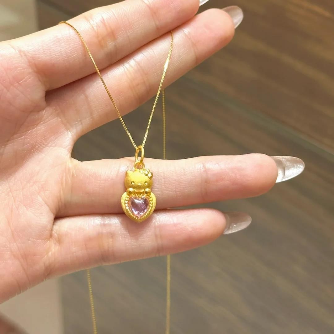 New pink diamond love cartoon Hello Kitty necklace women cute KT cat pendant gold-plated sweater clavicle chain wholesale