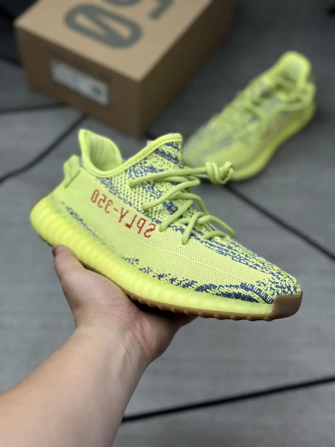 【TT版 工厂特价】巴斯夫真爆 椰子350v2 巴斯夫大底 正确版鞋盒印刷 大屁股 情侣款 大厂最大开模到48码