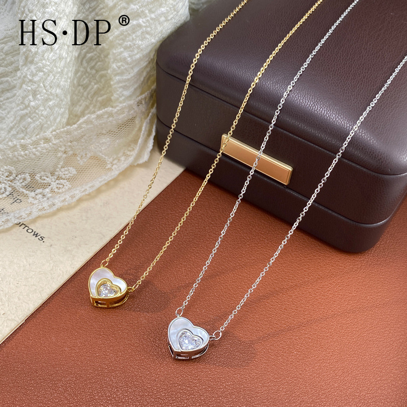 Light Luxury, Gentle and Versatile Diamond-Encrusted Shell Heart Necklace, Niche Exquisite Fashion Simple Design Clavicle Chain Wholesale