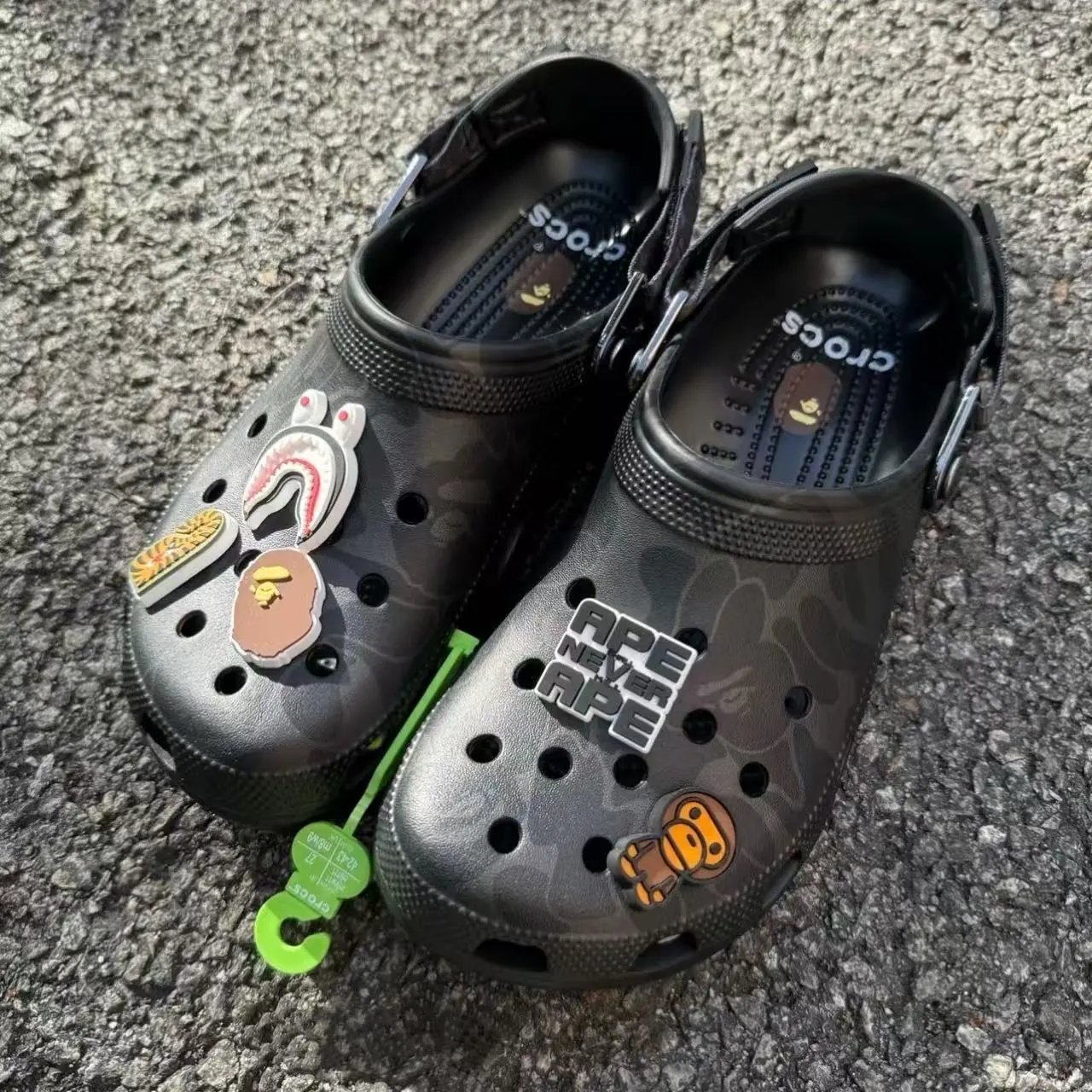 Crocs x APE NEVER APE