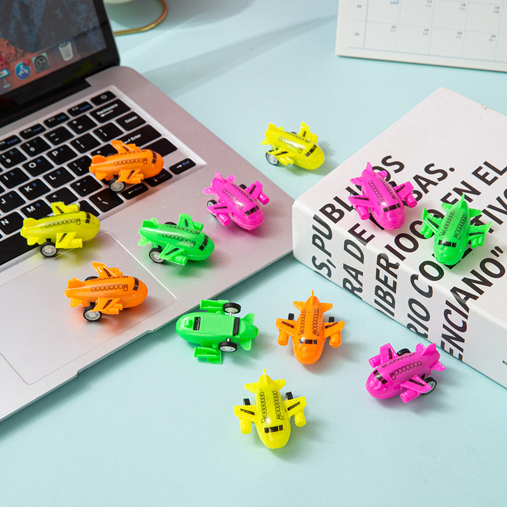 Solid Color Mini Passenger Plane Model Pull-Back Car Children's Toy Arcade Kindergarten Prize Children's Toy